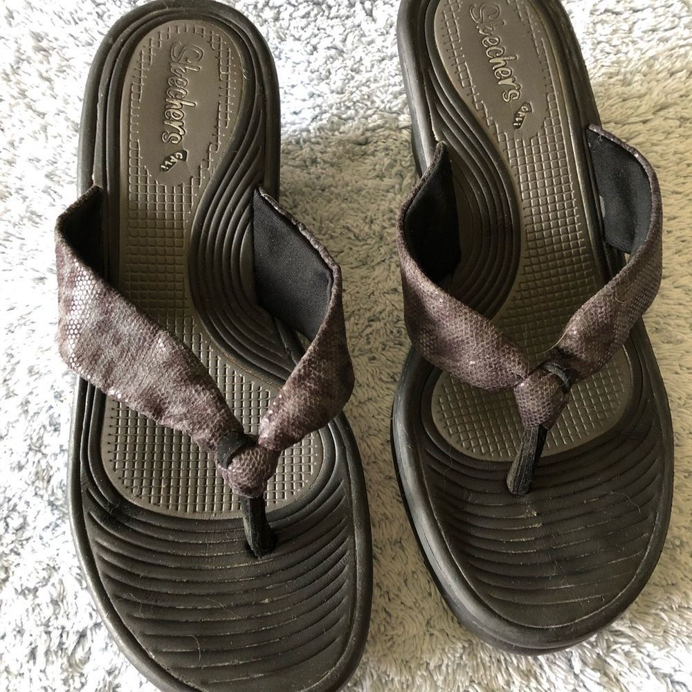Sketchers sandals size 7